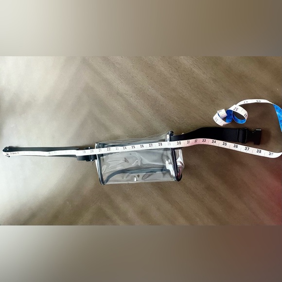 CLEAR FANNY PACK | Adjustable Plus Sized Waist| Stadium Approved | Waterproof - Picture 11 of 16